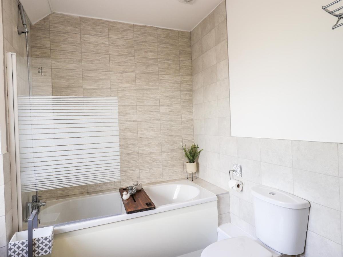 Aryelle House Villa Кендал Екстериор снимка