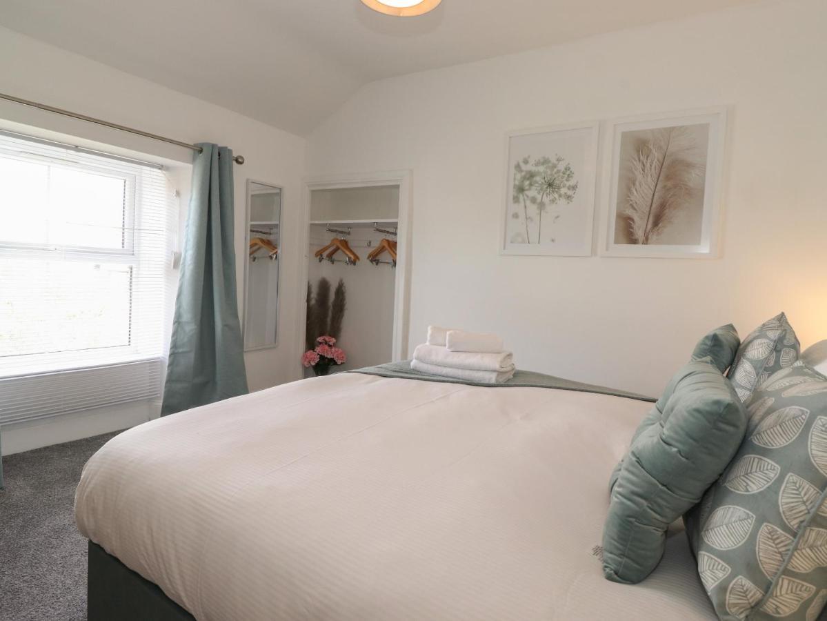 Aryelle House Villa Кендал Екстериор снимка